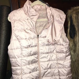 Eddie Bauer puffer vest